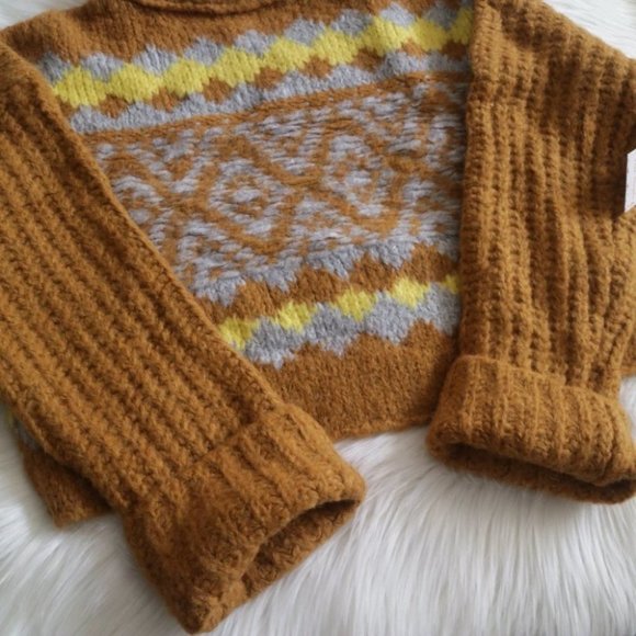 NWT Free People Alpine Brown Knit Sweater Size Medium - Picture 7 of 9